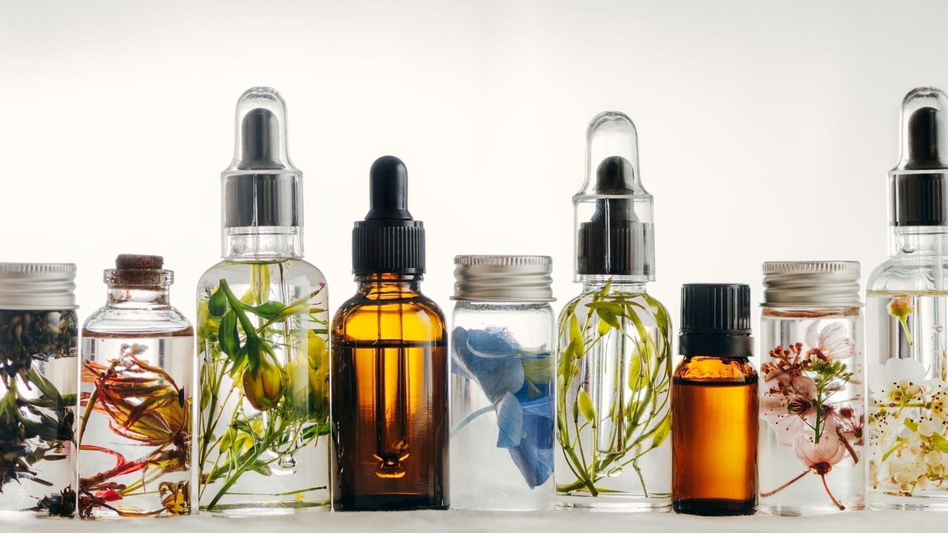 The Essential Oils Safety Guide: How to Use Them Safely and Effectively